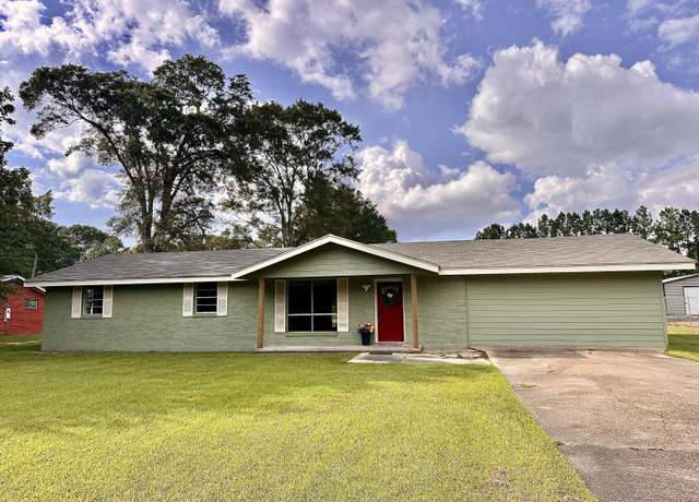 Property at 821 Glenwood Dr, Hattiesburg, MS 39401, 4 beds, 1.5 baths