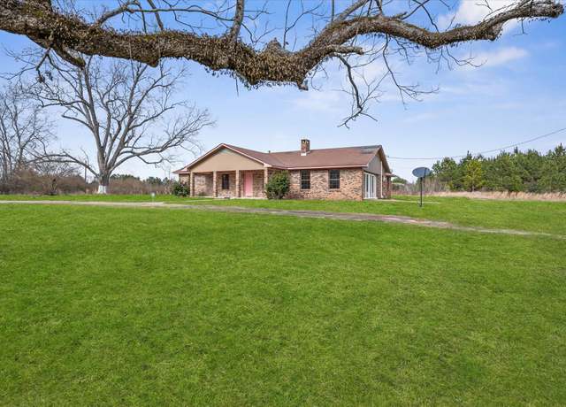 Property at 320 R Thompson Rd, Lumberton, MS 39455, 4 beds, 3 baths