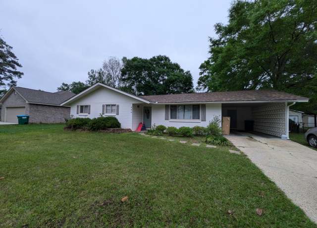 Property at 204 North St, Petal, MS 39465, 3 beds, 1.5 baths