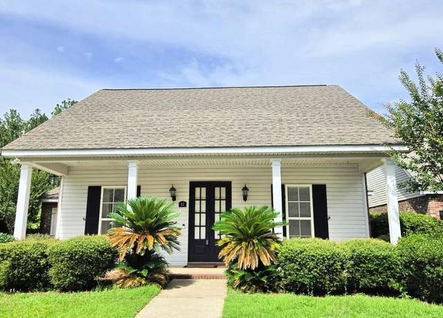 Property at 41 Bridgefield Ct, Hattiesburg, MS 39402, 3 beds, 2.5 baths