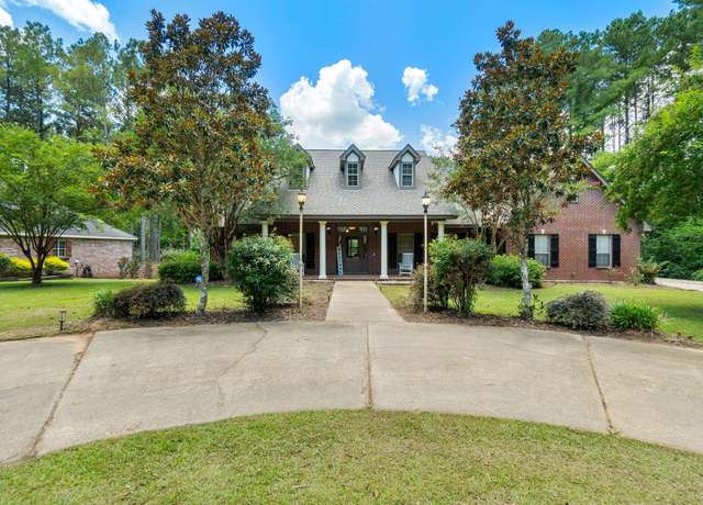 Property at 130 Cambrooke, Hattiesburg, MS 39402, 4 beds, 2.5 baths