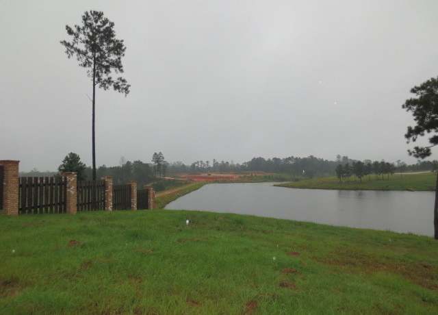 Property at 3 Highland Village Dr, Ellisville, MS 39437