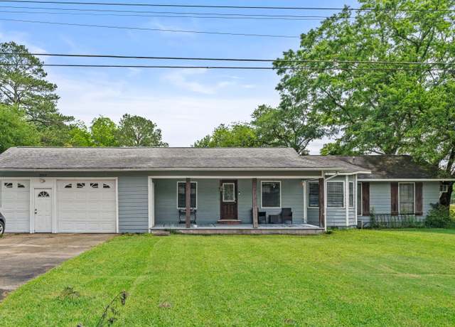 Property at 3903 Sharon Rd, Laurel, MS 39443, 3 beds, 2 baths