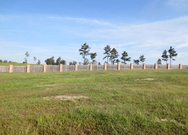 Property at 30 Highland Village Dr, Ellisville, MS 39437