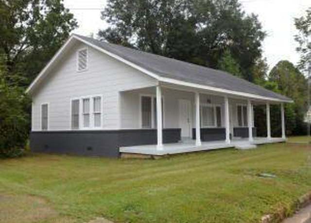 Property at 909 Gill St, Columbia, MS 39429