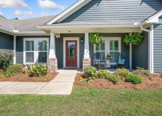 Property at 103 N Founders Way, Hattiesburg, MS 39401, 4 beds, 3 baths