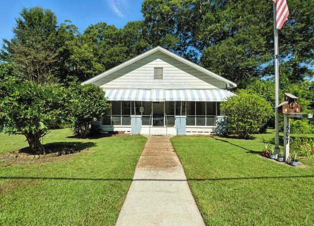 Property at 507 Main St, Purvis, MS 39475, 2 beds, 1 bath