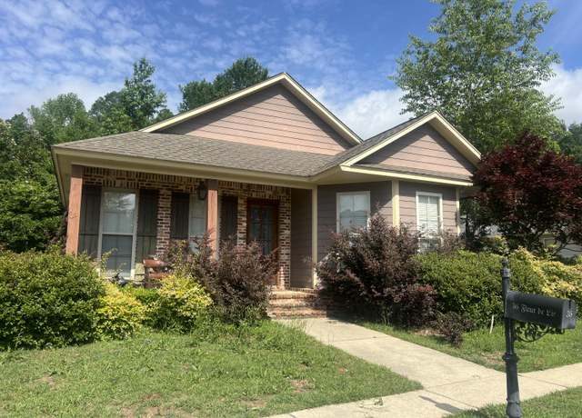 Property at 36 Fleur De Lis, Hattiesburg, MS 39402, 3 beds, 2 baths