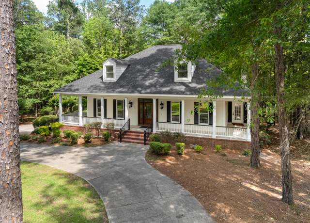 Property at 9 Canebrake Blvd, Hattiesburg, MS 39402, 4 beds, 4 baths