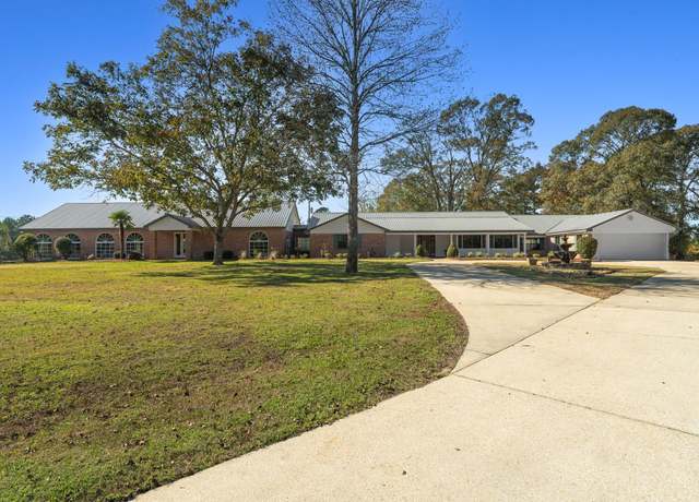 Property at 115 Bates Ave, Purvis, MS 39475, 3 beds, 5.5 baths