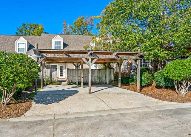 Property at 121 Summit, Hattiesburg, MS 39402, 3 beds, 2 baths