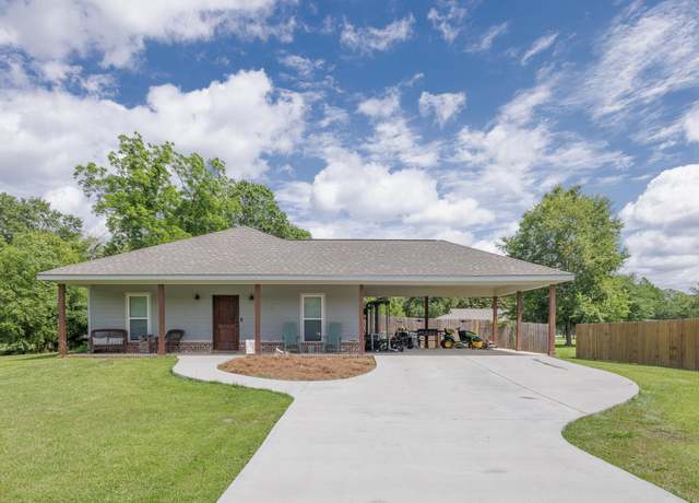 Property at 217 Boxtel St, Petal, MS 39465, 3 beds, 2 baths