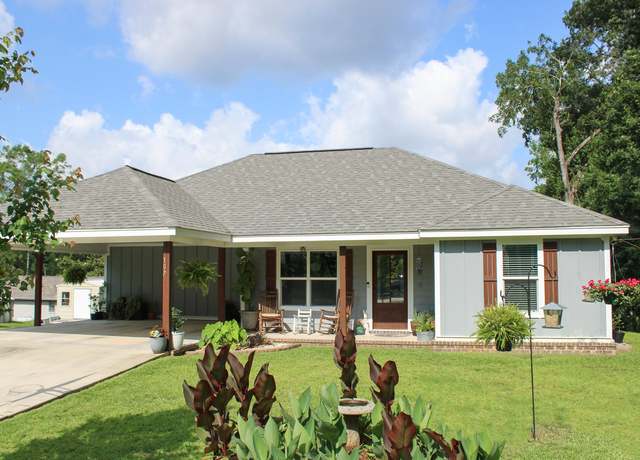 Property at 107 Mozingo Dr, Petal, MS 39465, 3 beds, 2 baths