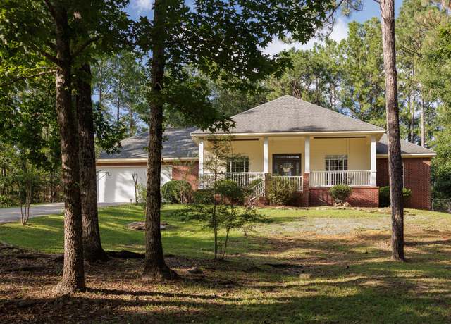 Property at 4 Parker Rdg, Petal, MS 39465, 4 beds, 2.5 baths