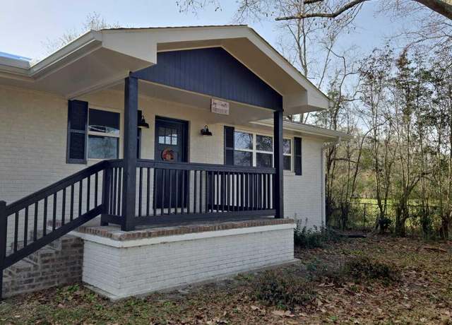 Property at 11207 Chester Lee Rd, Picayune, MS 39466, 3 beds, 2 baths