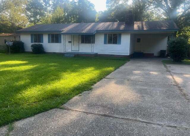 Property at 611 Graymont Ave, Hattiesburg, MS 39401, 3 beds, 1.5 baths