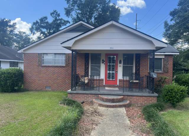 Property at 904 S 7th Ave, Laurel, MS 39440, 3 beds, 1 bath