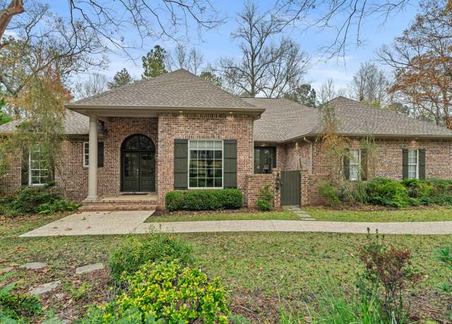 Property at 48 Timberton Dr, Hattiesburg, MS 39401, 3 beds, 2 baths
