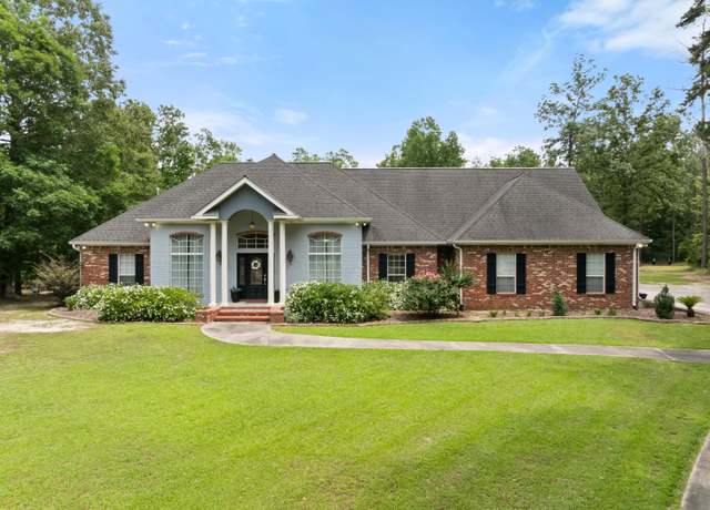 Property at 272 Morrell Cir, Hattiesburg, MS 39402, 4 beds, 4.5 baths