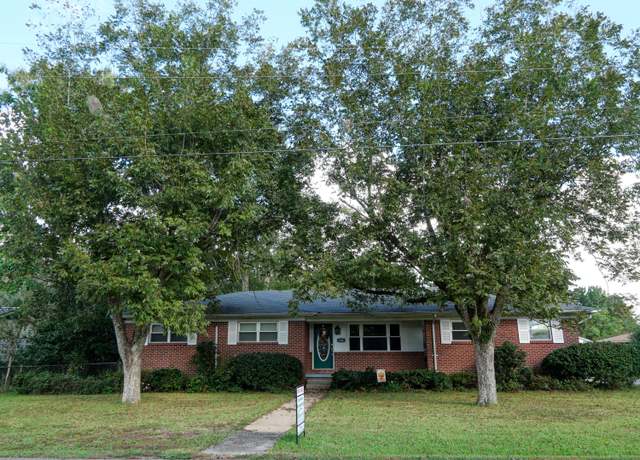 Property at 104 Maywood Dr, Petal, MS 39465, 2 beds, 2.5 baths