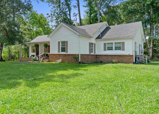 Property at 2006 Tuckers Crossing Rd, Ellisville, MS 39437, 3 beds, 2 baths