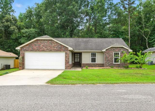 Property at 40 S Ambrose, Hattiesburg, MS 39402, 3 beds, 2 baths