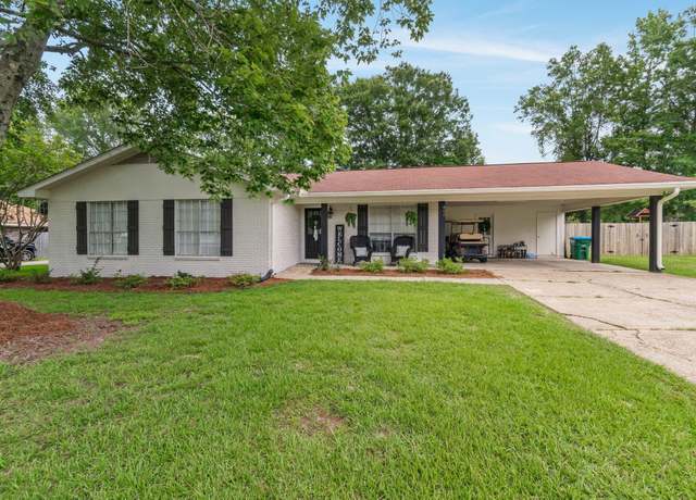 Property at 406 Bryant St, Petal, MS 39465, 3 beds, 2 baths