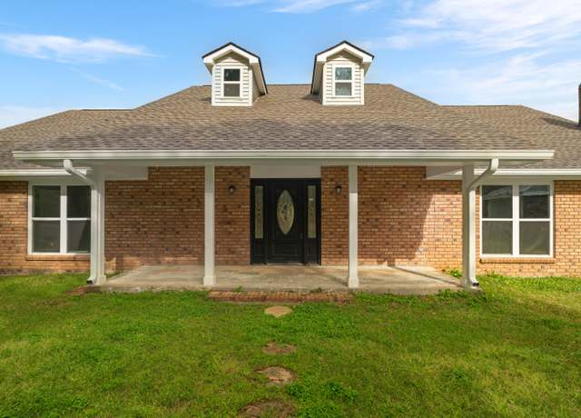 Property at 67 Saulters Rd, Prentiss, MS 39474, 5 beds, 2 baths