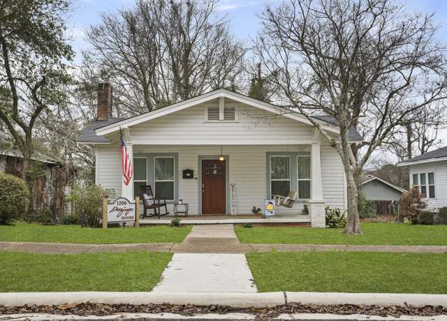 Property at 1206 N 3rd Ave, Laurel, MS 39440, 3 beds, 2 baths