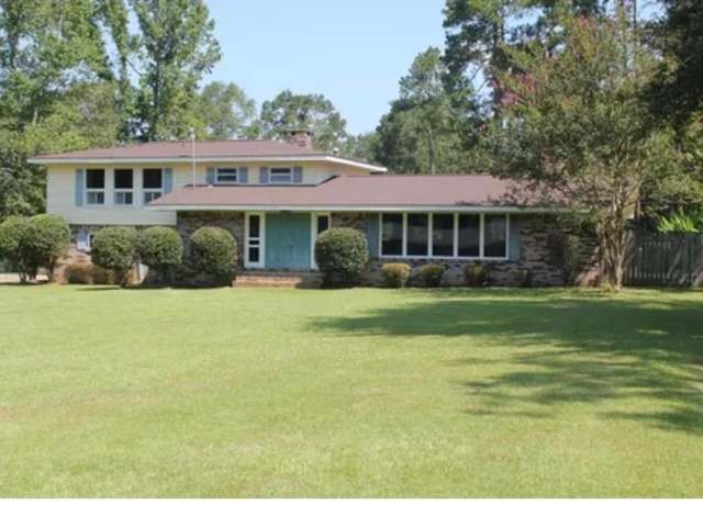 Property at 168 Watermill Rd, Laurel, MS 39443, 3 beds, 2.5 baths