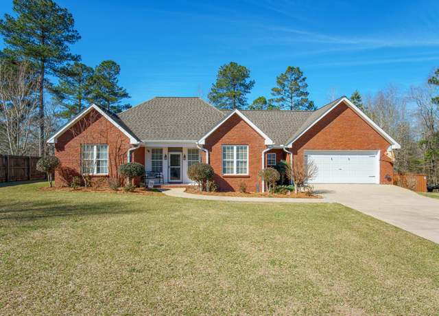 Property at 17 Peachtree Dr, Hattiesburg, MS 39402, 3 beds, 2.5 baths