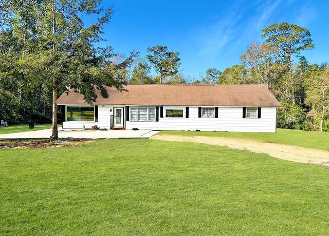Property at 27019 Leetown Road Rd, Picayune, MS 39466, 5 beds, 3 baths