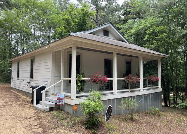 Property at 38 Robbins Ln, Columbia, MS 39429, 2 beds, 1.5 baths