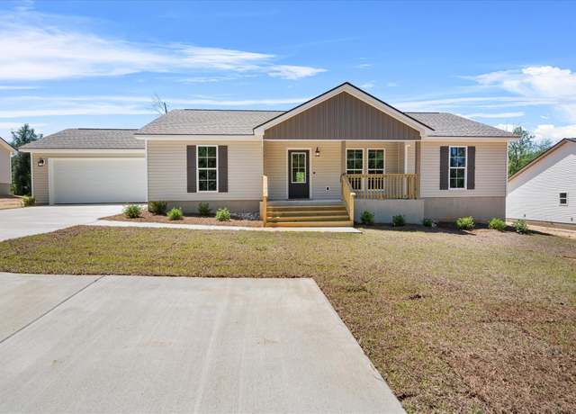 Property at 1009 Browns Bridge Rd, Hattiesburg, MS 39401, 3 beds, 2 baths