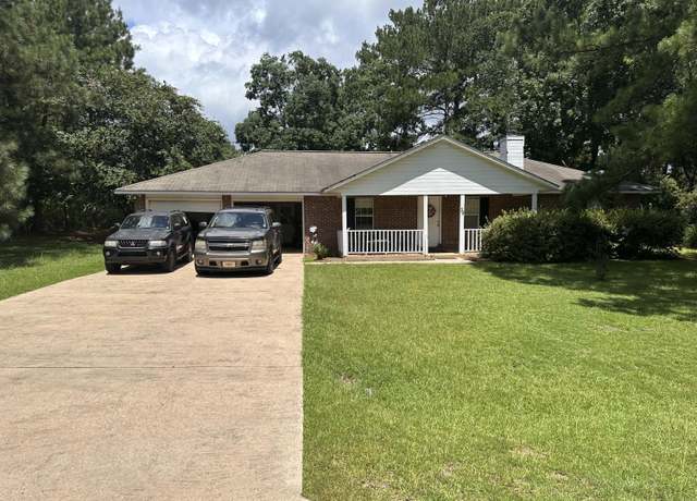 Property at 39 E Adam Dr, Sumrall, MS 39482, 3 beds, 2 baths