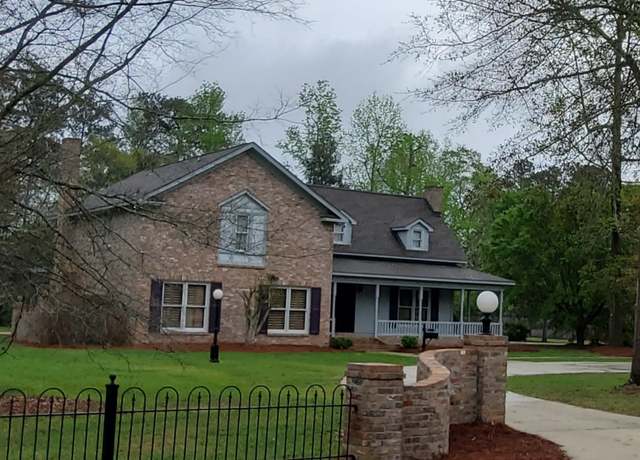Property at 636 Briarwood Dr, Columbia, MS 39429, 4 beds, 3 baths