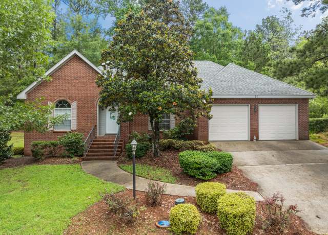 Property at 20 Classic Woods Dr, Hattiesburg, MS 39402, 3 beds, 2.5 baths