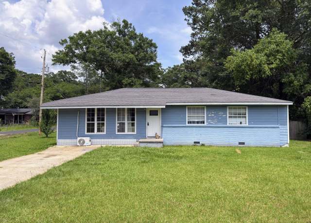 Property at 201 Herrod St, Petal, MS 39465, 4 beds, 3 baths