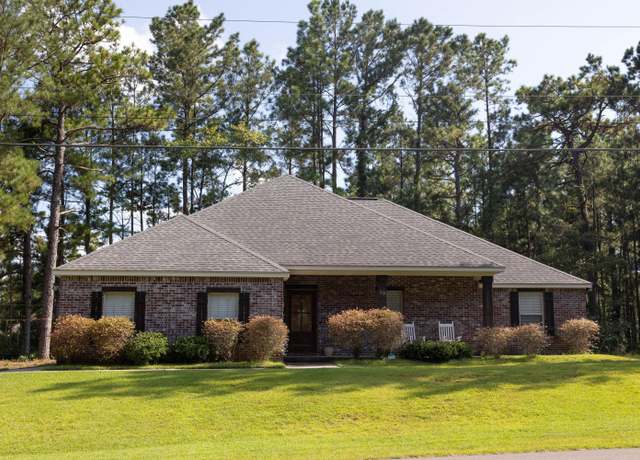 Property at 13 Southfork Dr, Petal, MS 39465, 4 beds, 2.5 baths