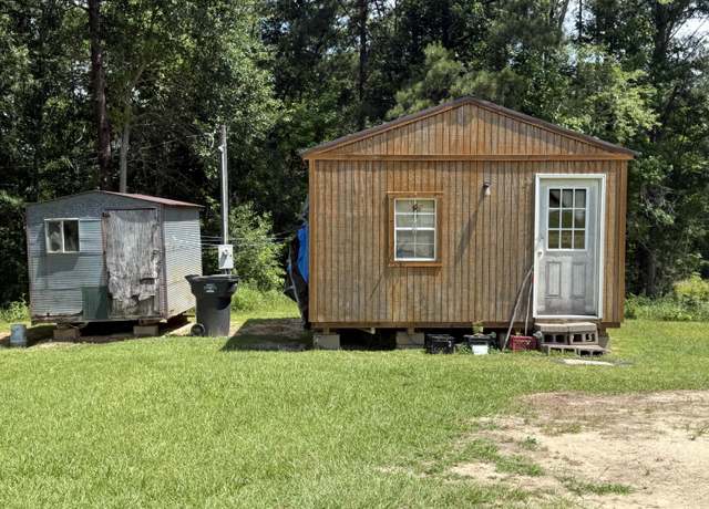 Property at 8757 Us-98, Sumrall, MS 39482, 1 bed, 1 bath