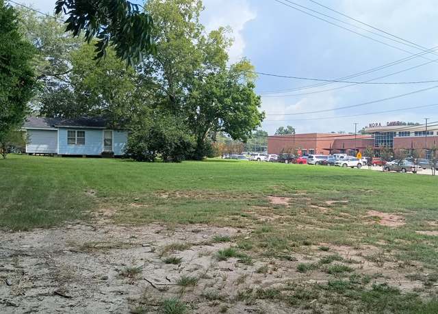 Property at 1236 Martin Luther King Dr, Laurel, MS 39440