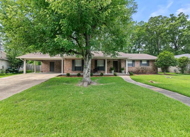 Property at 314 Emerson Dr, Hattiesburg, MS 39401, 3 beds, 2 baths