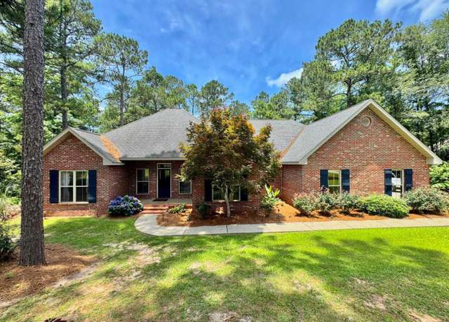 Property at 505 Longleaf Dr, Petal, MS 39465, 3 beds, 2.5 baths