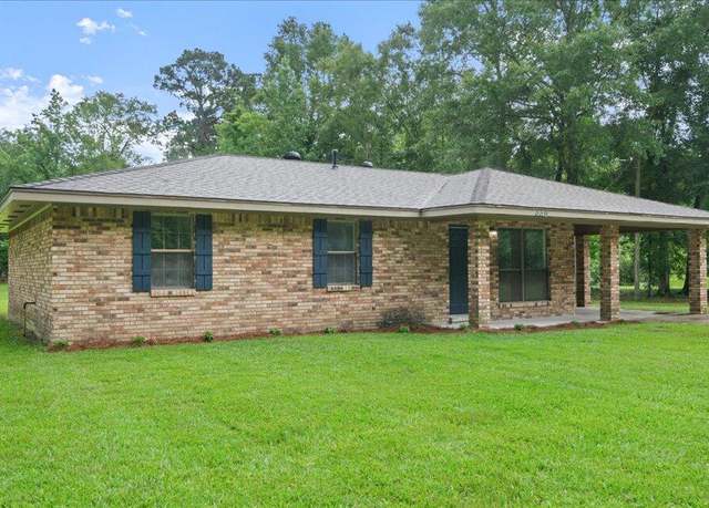 Property at 339 S Chancellor Dr, Hattiesburg, MS 39401, 3 beds, 1.5 baths