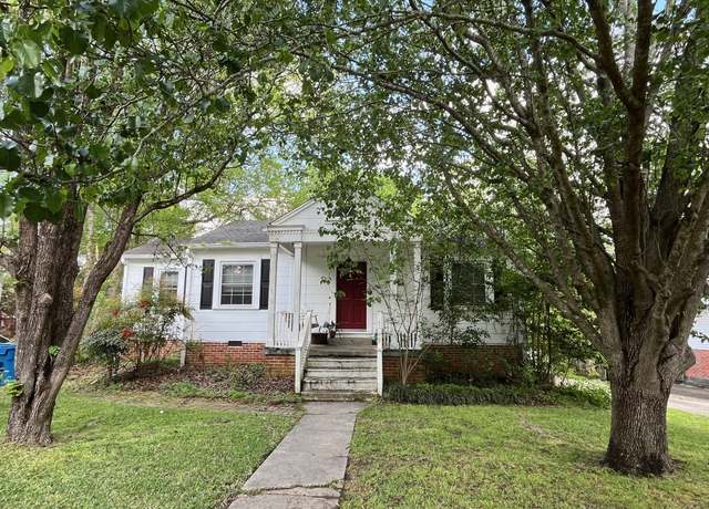 Property at 210 Patton Ave, Hattiesburg, MS 39401, 3 beds, 2 baths