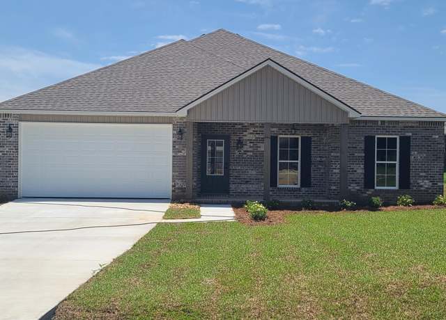 Property at 10 Golden Oak St, Hattiesburg, MS 39402, 4 beds, 2 baths