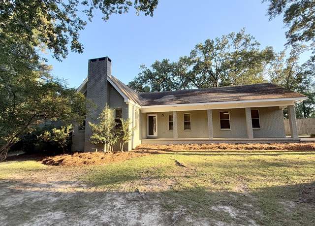 Property at 2910` Magnolia Pl, Hattiesburg, MS 39402, 3 beds, 2 baths
