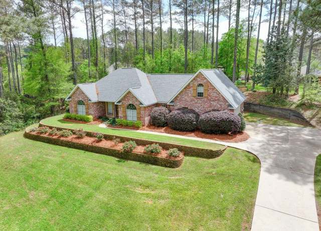 Property at 48 Stonewall, Hattiesburg, MS 39402, 4 beds, 3 baths