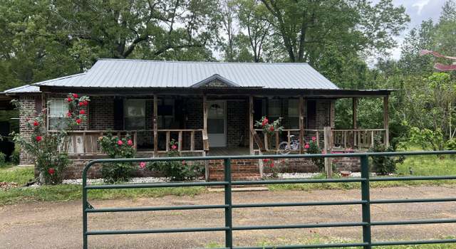 Photo of 910 Cupit St, Columbia, MS 39429