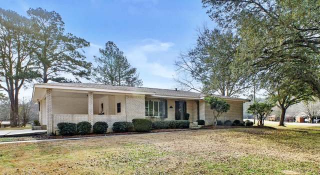 Photo of 306 Ida St, Collins, MS 39428